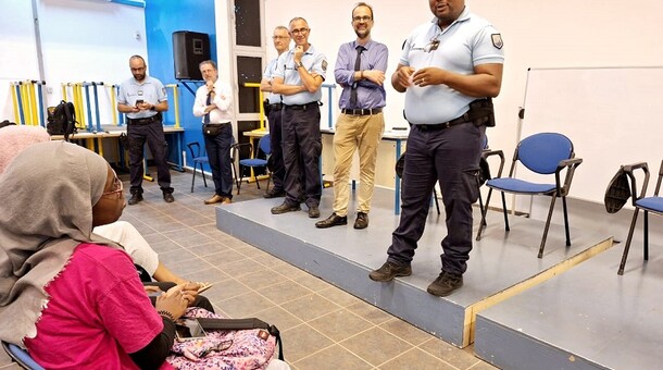 remise d'attestation aux élèves pairs