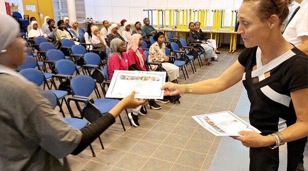 remise d'attestation aux élèves pairs