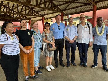 Les 7 sénateurs en visite à Mayotte